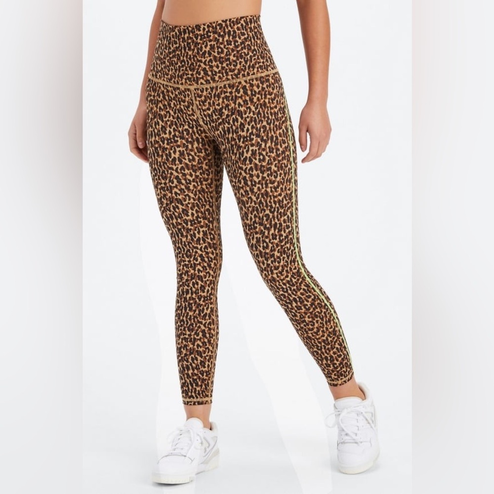 Fabletics Leopard Set